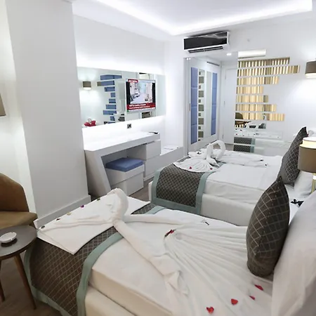 Elips Royal & Otel 4*